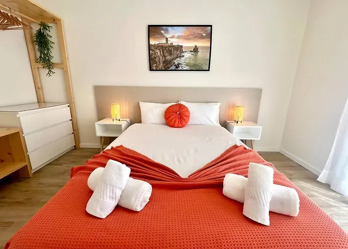 Tatil Evi Cor De Mar • Patio • 2 Quartos • Centro Historico Peniche