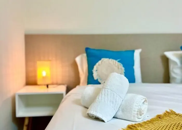 Tatil Evi Cor De Mar • Patio • 2 Quartos • Centro Historico Peniche